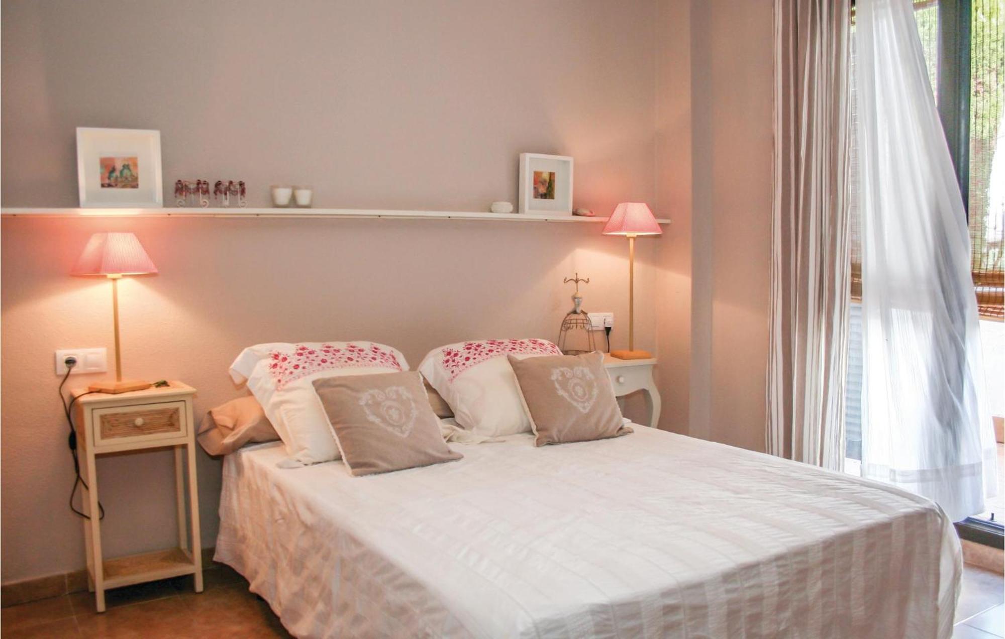 Beautiful Apartment In Alcossebre With Kitchen Luaran gambar