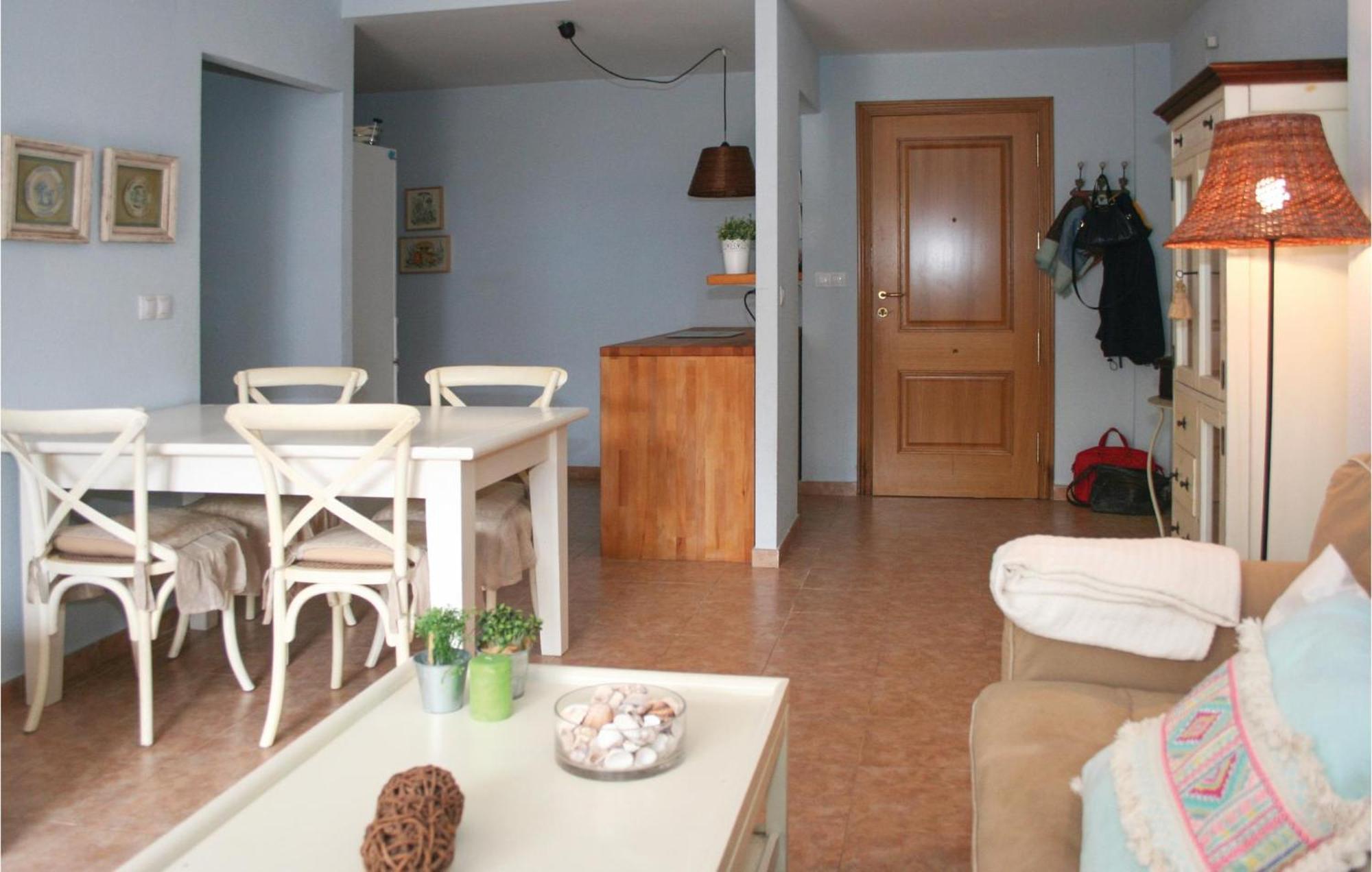 Beautiful Apartment In Alcossebre With Kitchen Luaran gambar